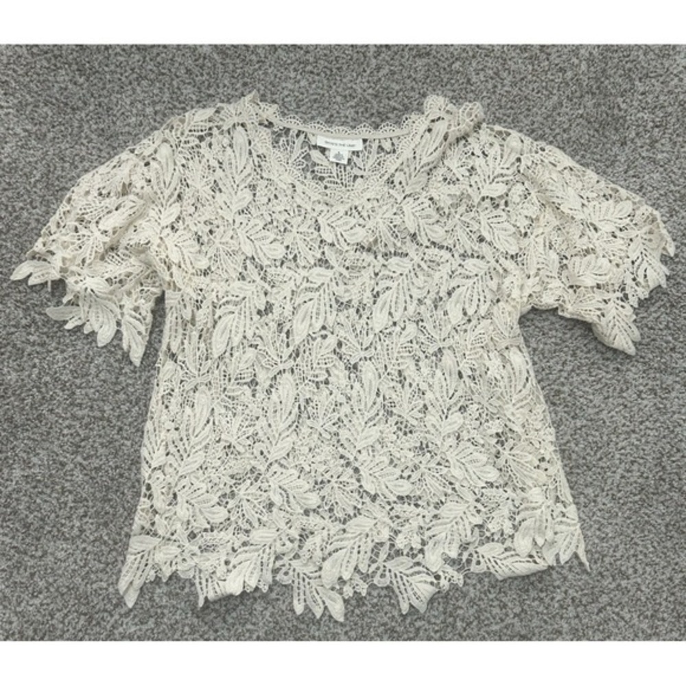 Skye's The Limit Ivory Lace Top L Short Sleeve Ethereal Romantic Delicate Summer